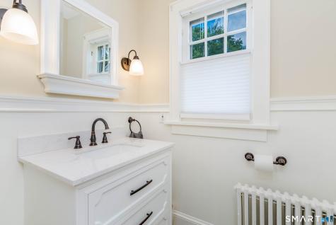 254 Homeland Street Fairfield CT 06825