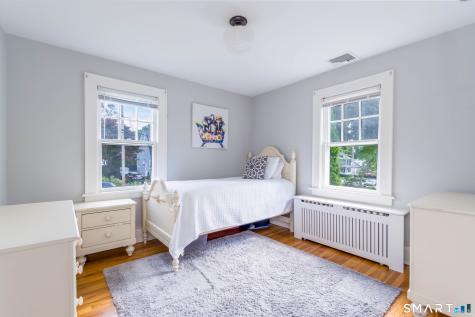 254 Homeland Street Fairfield CT 06825