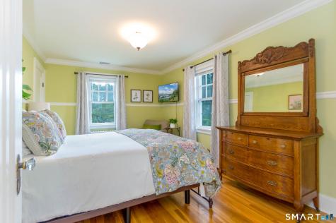 254 Homeland Street Fairfield CT 06825