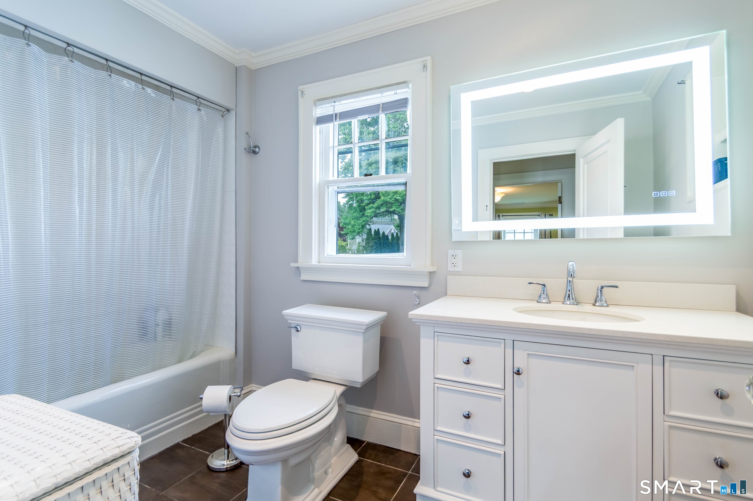 254 Homeland Street Fairfield CT 06825