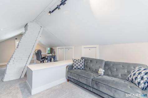 254 Homeland Street Fairfield CT 06825