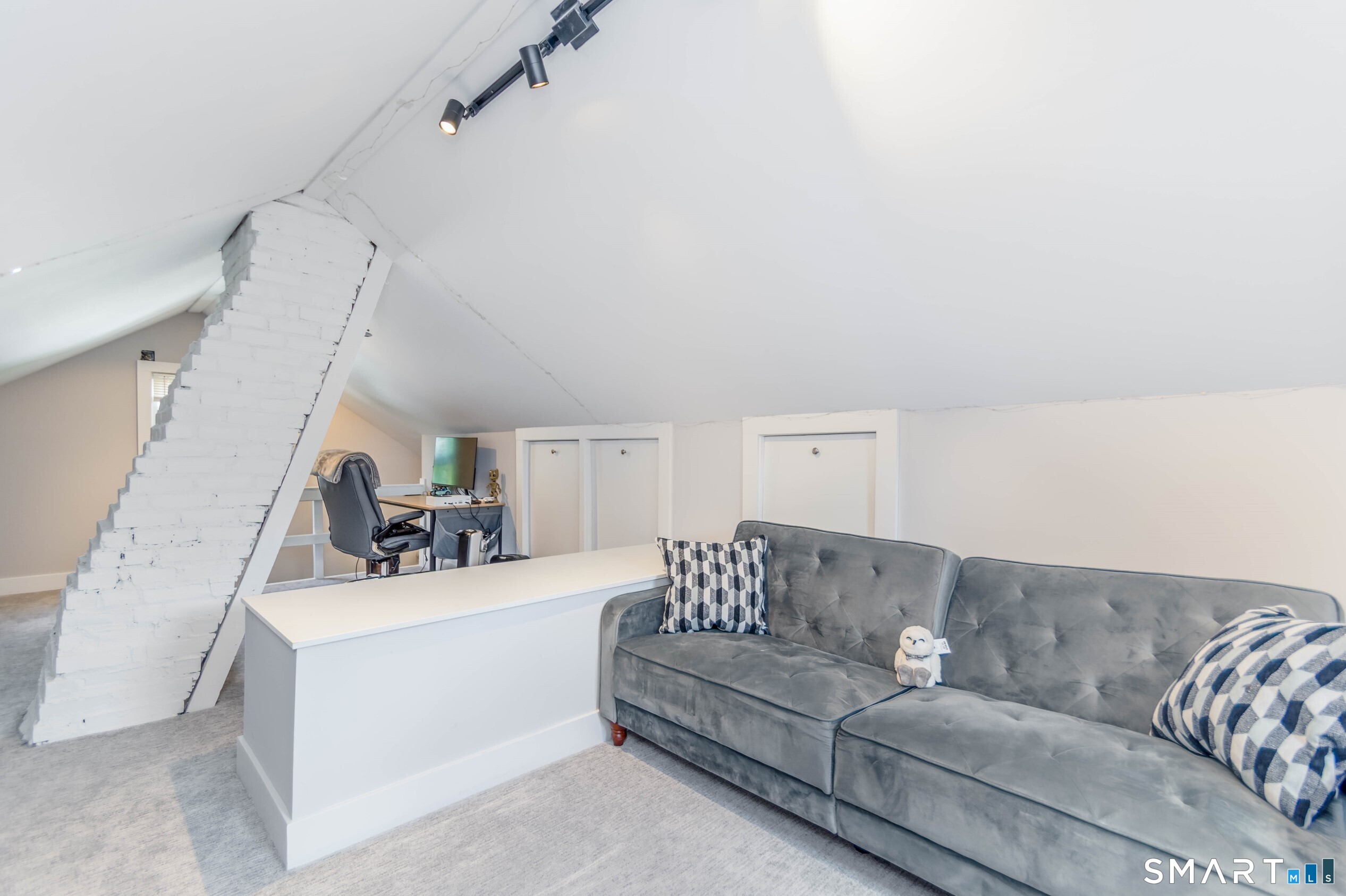 254 Homeland Street Fairfield CT 06825