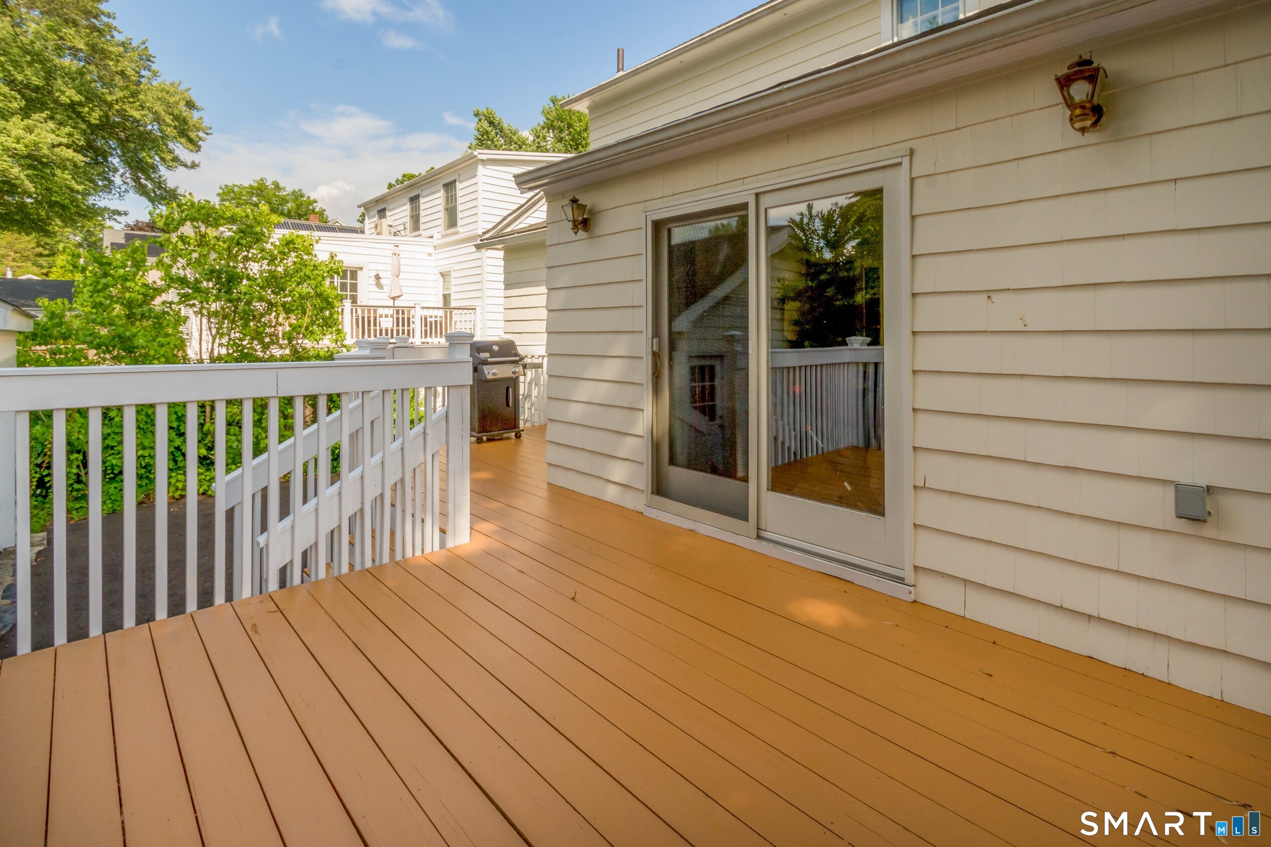 254 Homeland Street Fairfield CT 06825