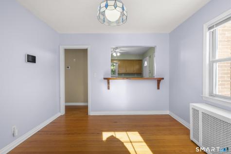 71 Linnmore Drive Manchester CT 06040