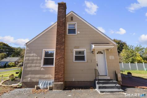 71 Linnmore Drive Manchester CT 06040