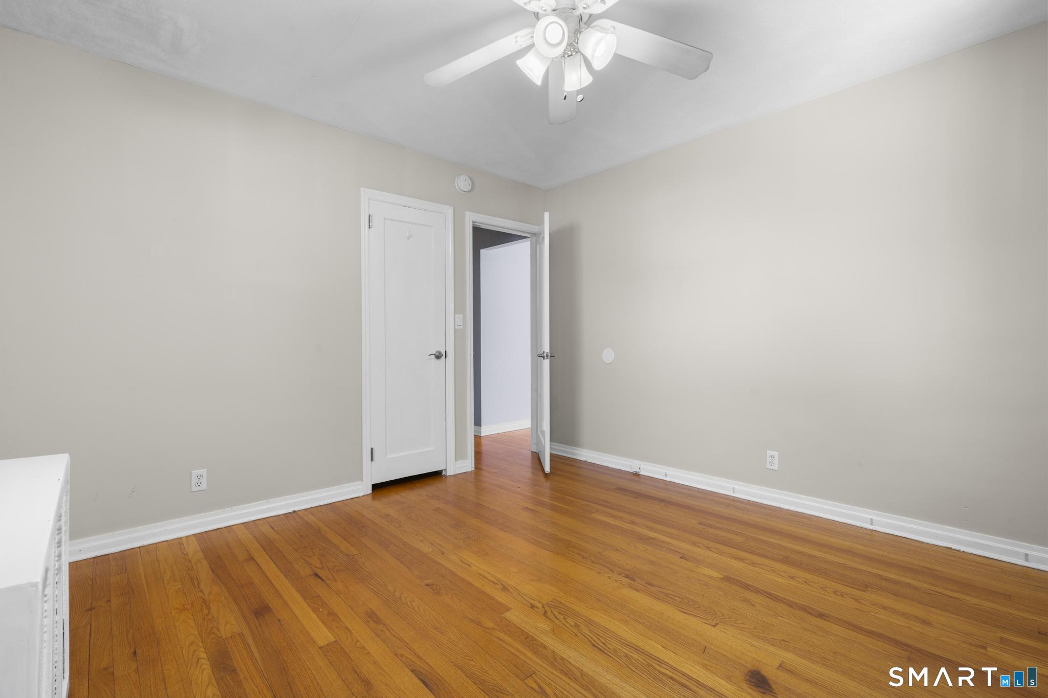 71 Linnmore Drive Manchester CT 06040
