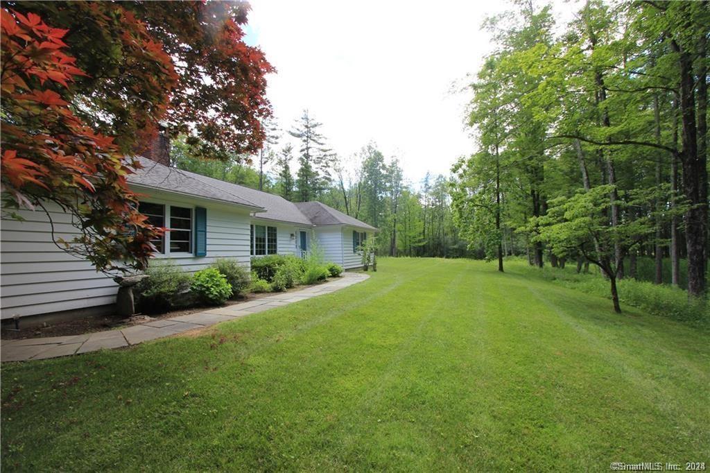 3 Lilac Lane Sharon CT 06069