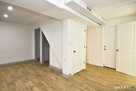 170 Sequoia Road Bridgeport CT 06606