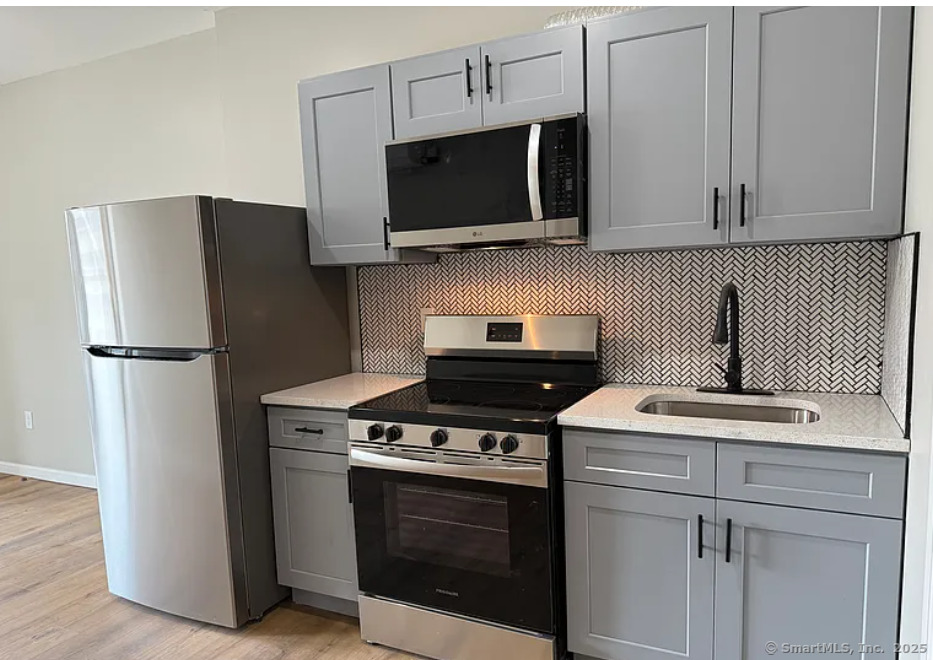 61 Field Street Waterbury CT 06702