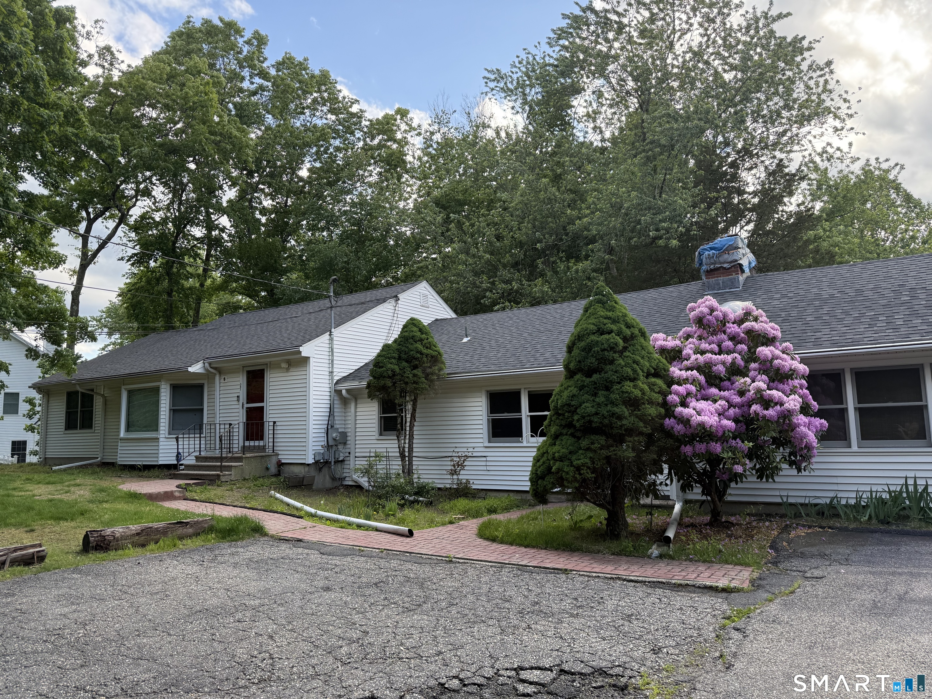 381 Nichols Avenue Shelton CT 06484