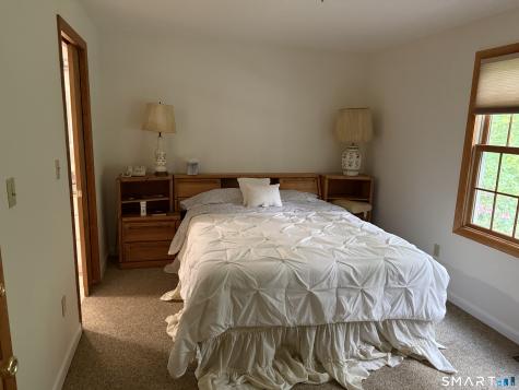 381 Nichols Avenue Shelton CT 06484