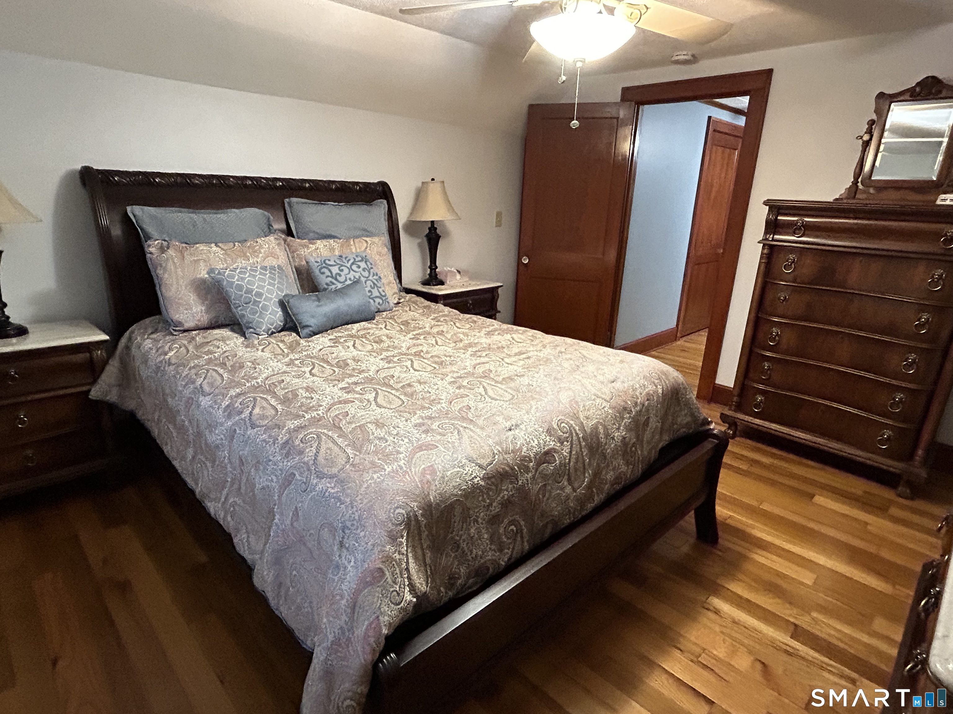 102 Cottage Road Enfield CT 06082
