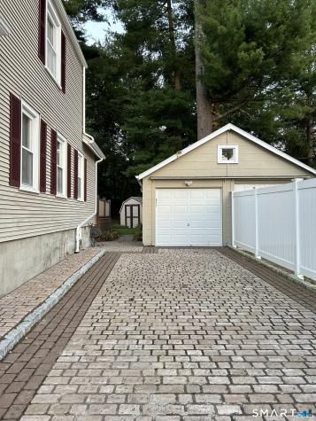 102 Cottage Road Enfield CT 06082