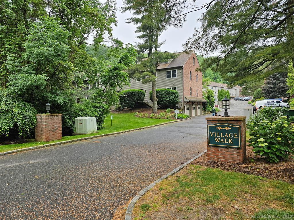 24 Village Walk Wilton CT 06897