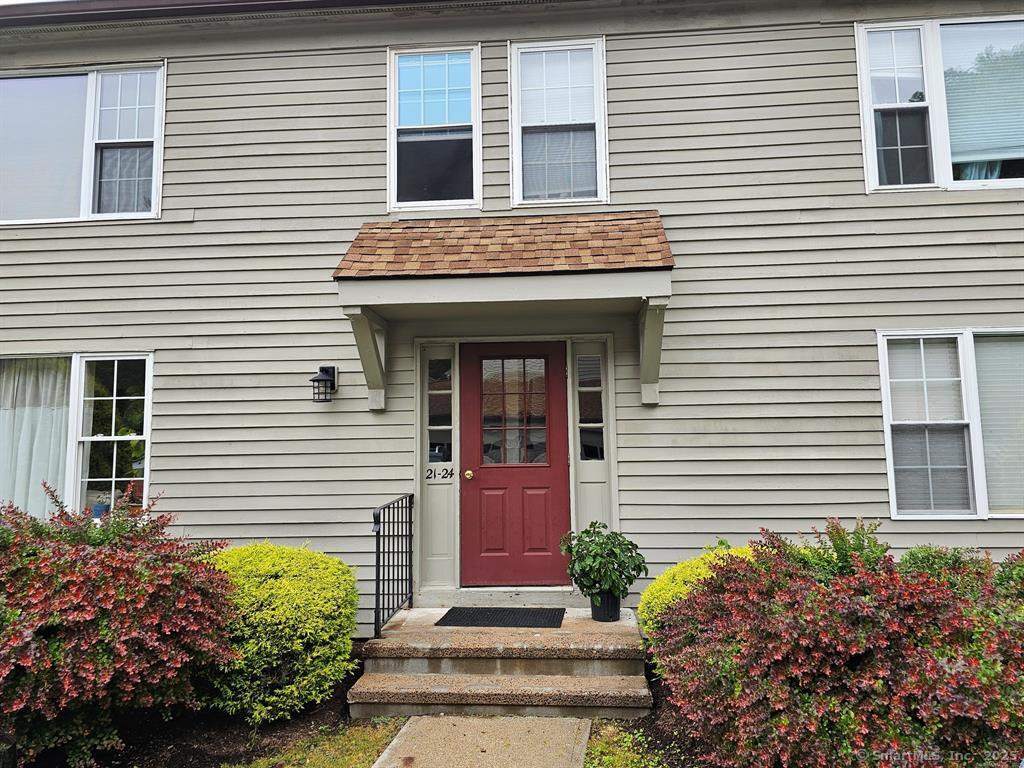 24 Village Walk Wilton CT 06897