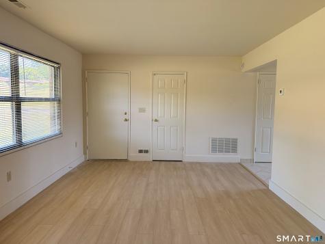 44 Montoya Circle Branford CT 06405