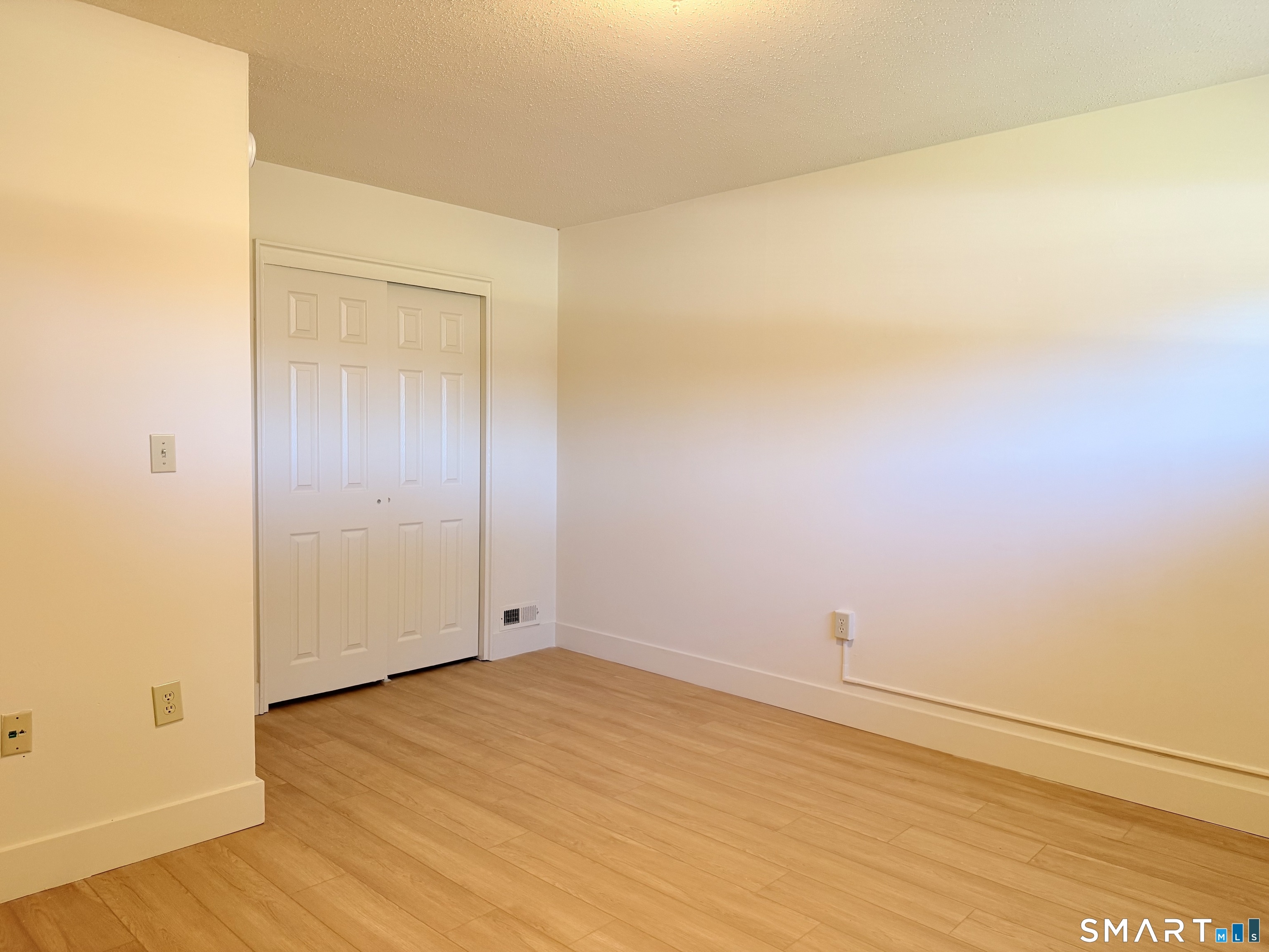 44 Montoya Circle Branford CT 06405