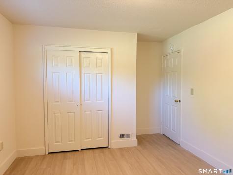 44 Montoya Circle Branford CT 06405
