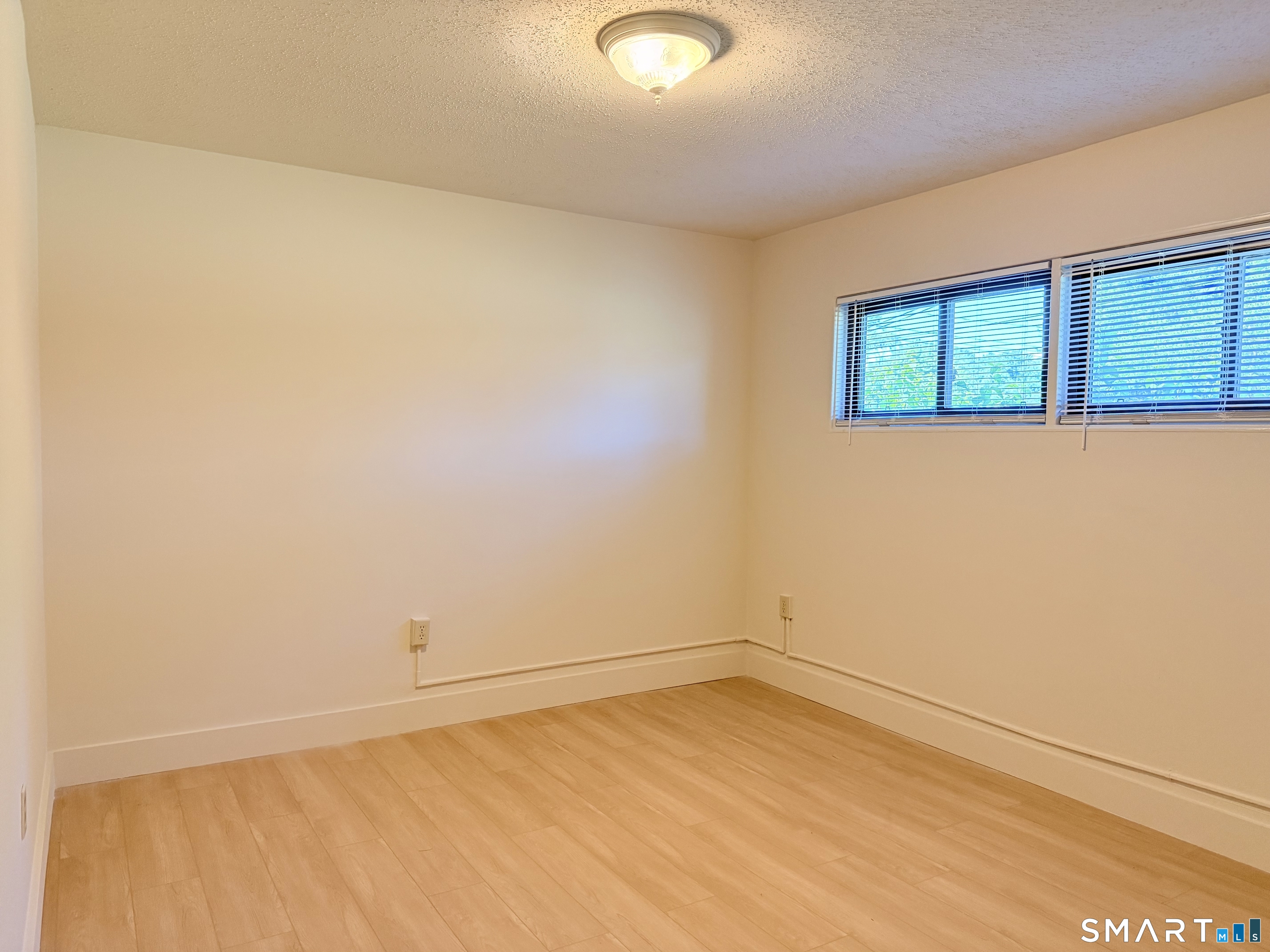44 Montoya Circle Branford CT 06405