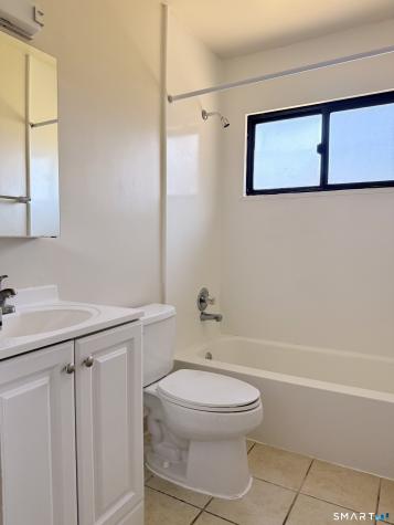 44 Montoya Circle Branford CT 06405