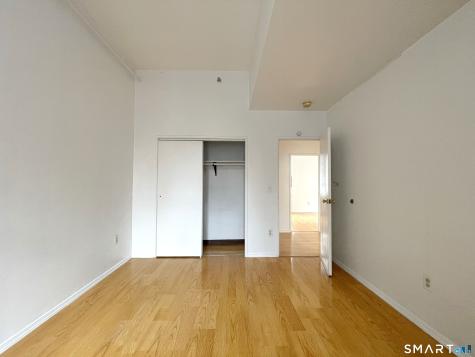 196 Crown Street New Haven CT 06510