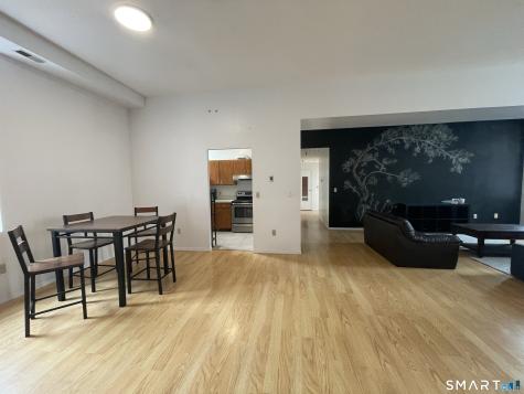 196 Crown Street New Haven CT 06510