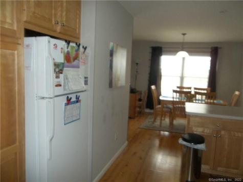 10 Reggie Way East Windsor CT 06016