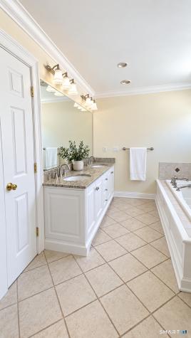 864 Oldfield Road Fairfield CT 06824