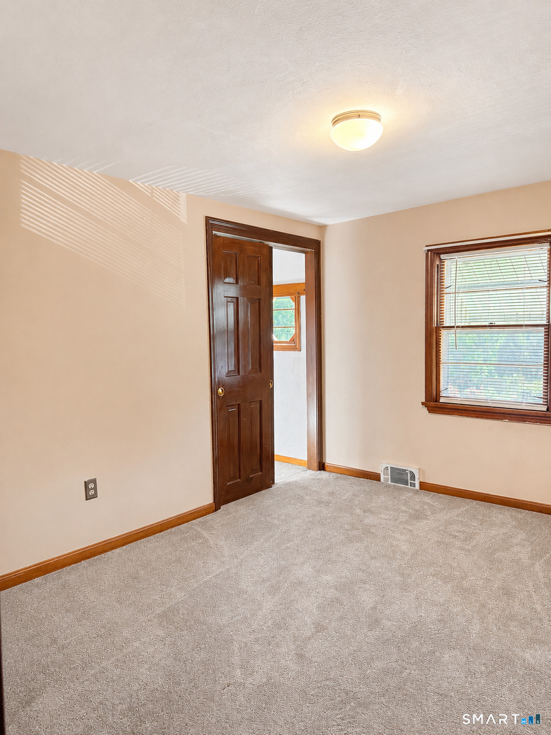 22 Leaf Avenue Waterbury CT 06705