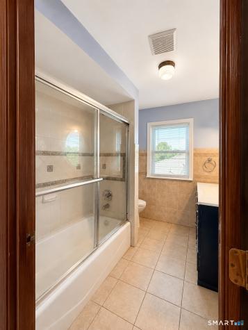 22 Leaf Avenue Waterbury CT 06705