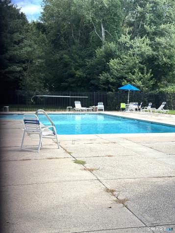 19 Greenbriar Drive Farmington CT 06032