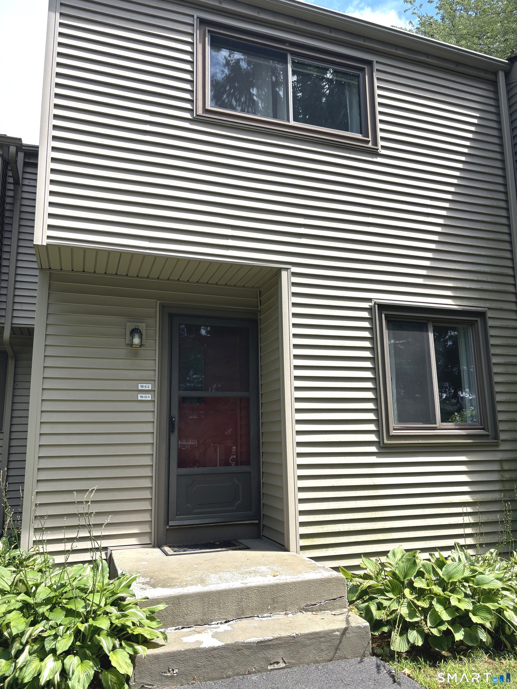 19 Greenbriar Drive Farmington CT 06032
