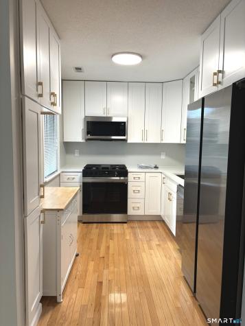 19 Greenbriar Drive Farmington CT 06032