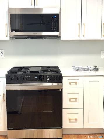 19 Greenbriar Drive Farmington CT 06032