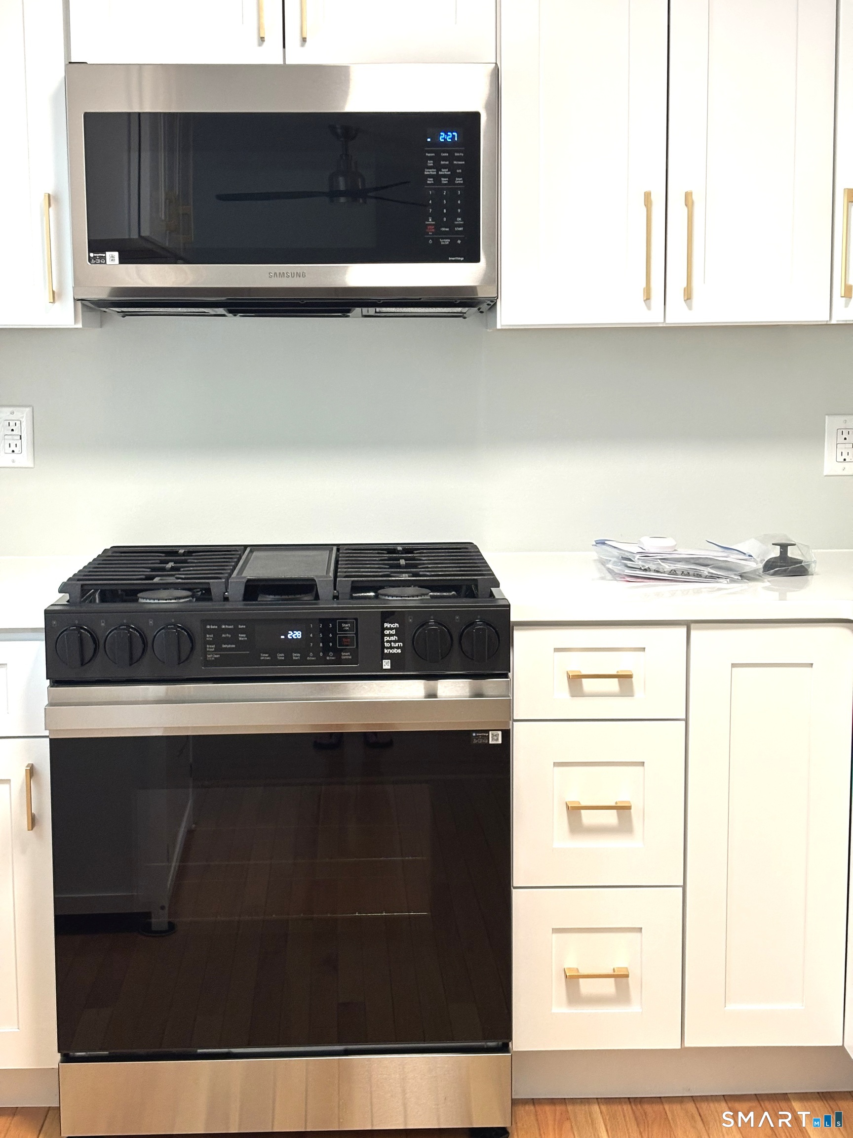 19 Greenbriar Drive Farmington CT 06032