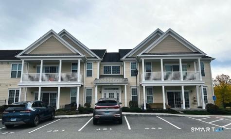 423 Center Meadow Lane Danbury CT 06810
