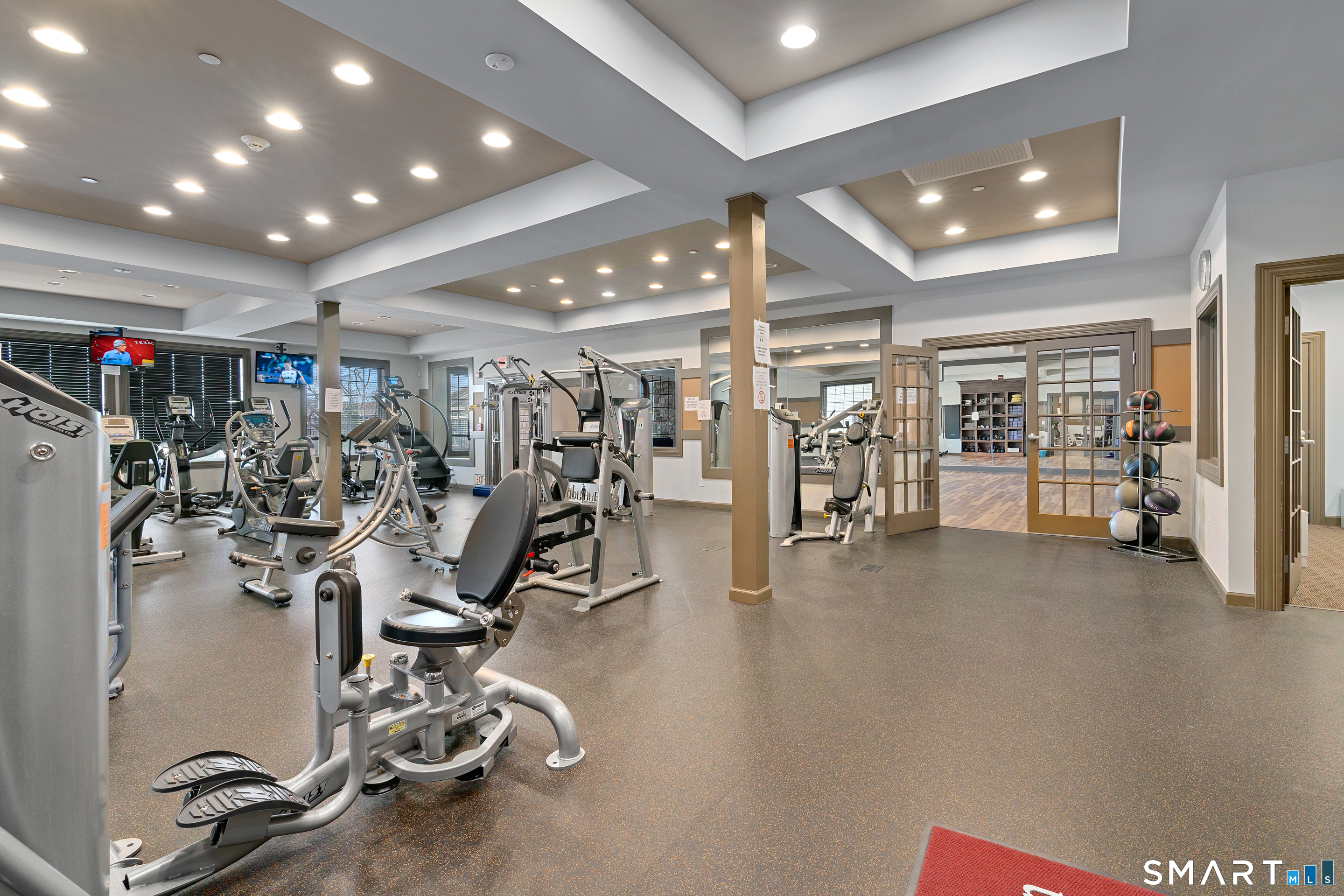 423 Center Meadow Lane Danbury CT 06810