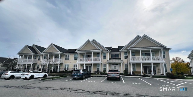 423 Center Meadow Lane Danbury CT 06810