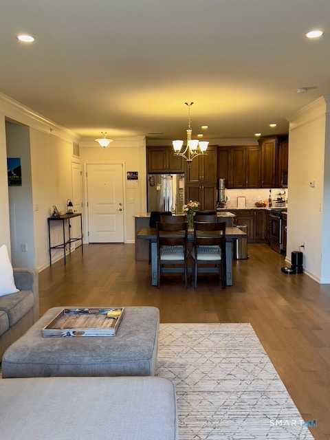 423 Center Meadow Lane Danbury CT 06810