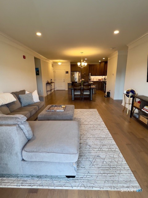 423 Center Meadow Lane Danbury CT 06810