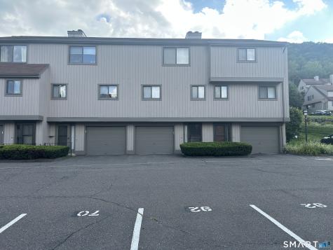 71 Dorchester Court Beacon Falls CT 06403