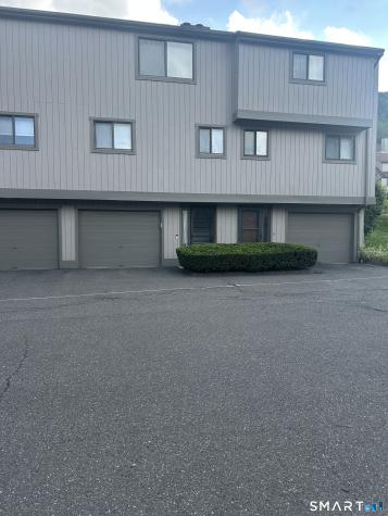 71 Dorchester Court Beacon Falls CT 06403