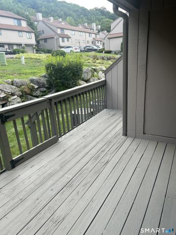 71 Dorchester Court Beacon Falls CT 06403