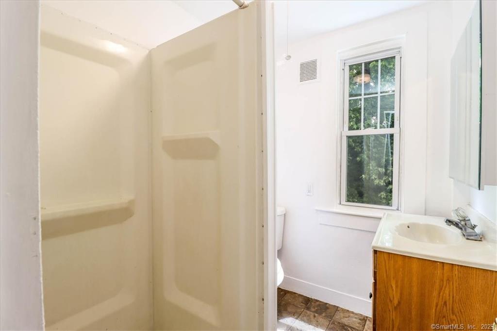 14 Poplar Street New Milford CT 06776