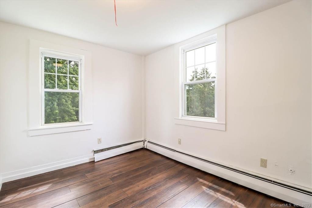 14 Poplar Street New Milford CT 06776