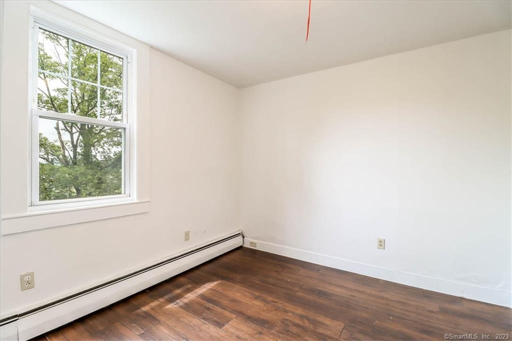 14 Poplar Street New Milford CT 06776