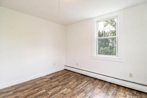 14 Poplar Street New Milford CT 06776