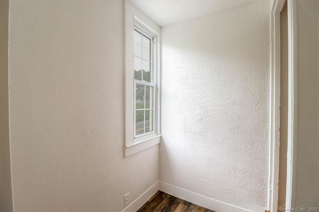 14 Poplar Street New Milford CT 06776