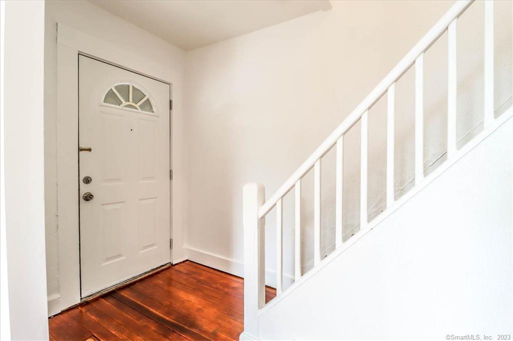 14 Poplar Street New Milford CT 06776