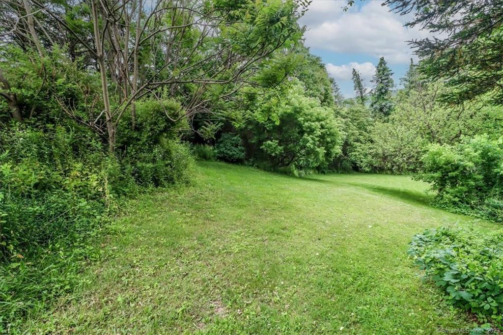 14 Poplar Street New Milford CT 06776